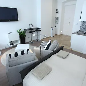 Pearl In The Center With View Apartamento Budapest